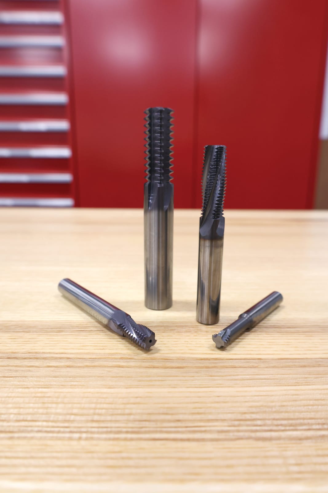 AccuThread® 856